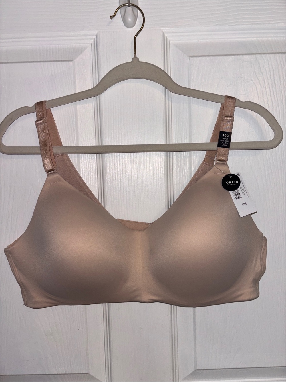 NWT Torrid 40C Dream Wire-free Lightly Lined Smooth 360 Back Smoothing